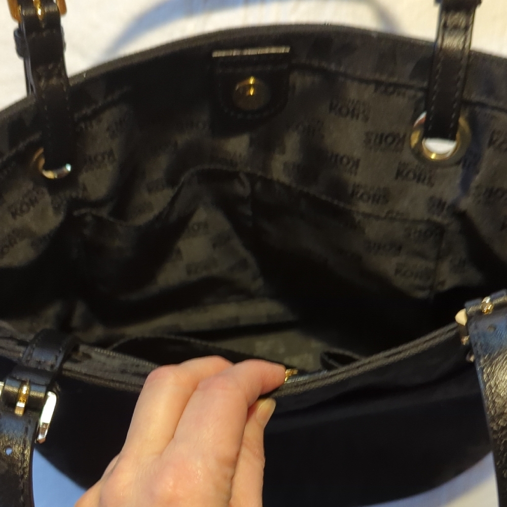 Michael Kors Black Monogram Tote and Wallet - Picture 7 of 11